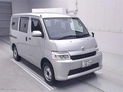 TOYOTA TOWN ACE
