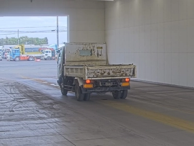 MITSUBISHI FUSO FIGHTER