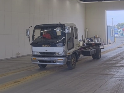 ISUZU FORWARD