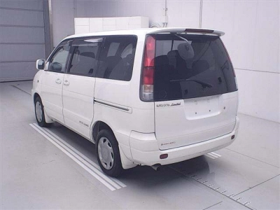 TOYOTA TOWN ACE NOAH