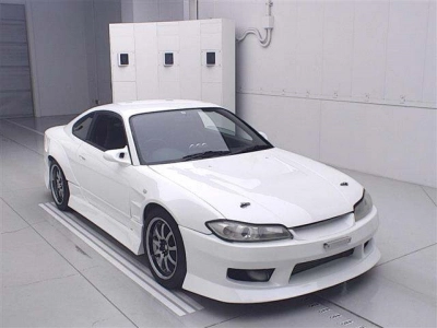 NISSAN SILVIA