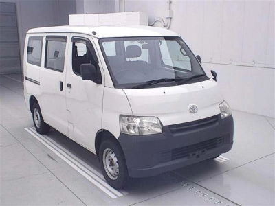 TOYOTA TOWN ACE