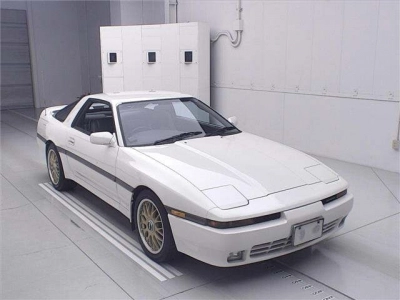TOYOTA SUPRA