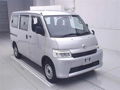 TOYOTA TOWN ACE