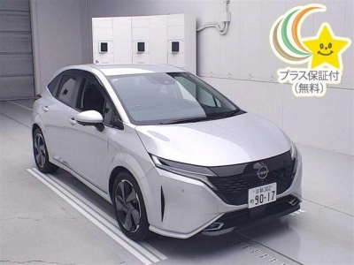 NISSAN AURA