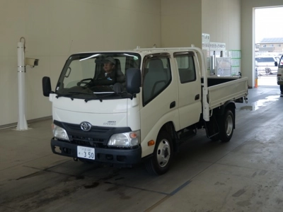 TOYOTA DYNA