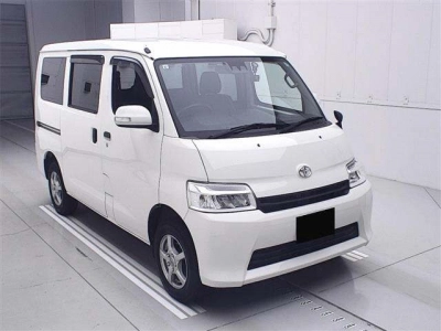 TOYOTA TOWN ACE