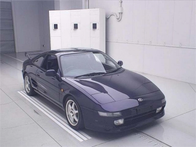 TOYOTA MR2