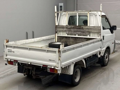 NISSAN VANETTE TRUCK