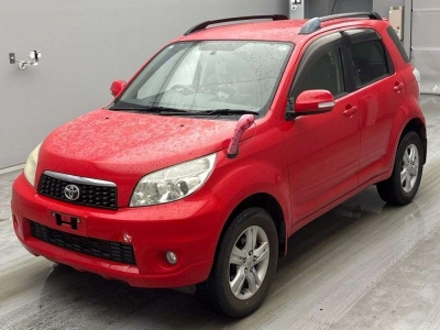 TOYOTA RUSH