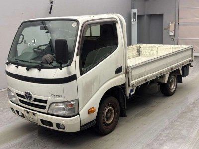 TOYOTA DYNA TRUCK