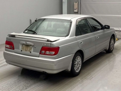TOYOTA CARINA