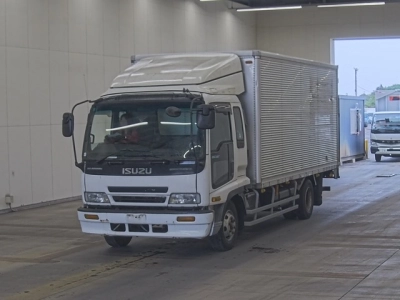 ISUZU FORWARD