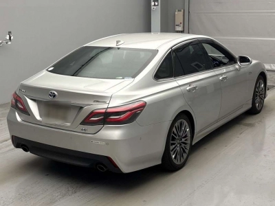 TOYOTA CROWN HYBRID