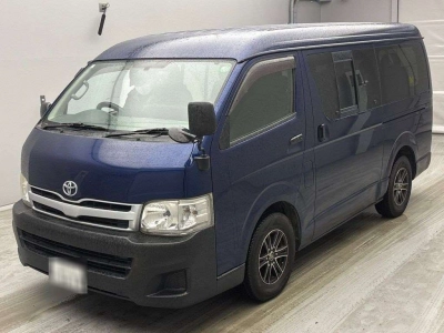 TOYOTA HIACE WAGON
