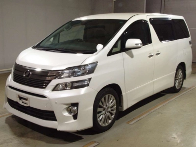TOYOTA VELLFIRE