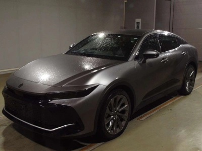 TOYOTA CROWN CROSSOVER