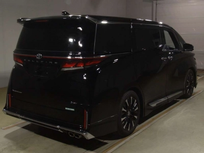 TOYOTA VELLFIRE HYBRID