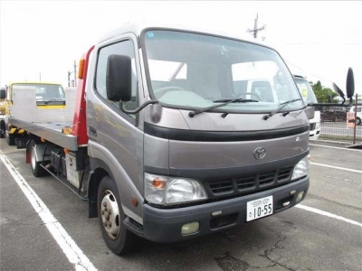 TOYOTA DYNA