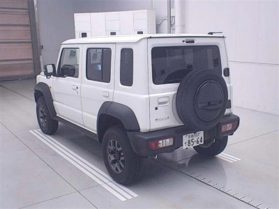 SUZUKI JIMNY NOMADE