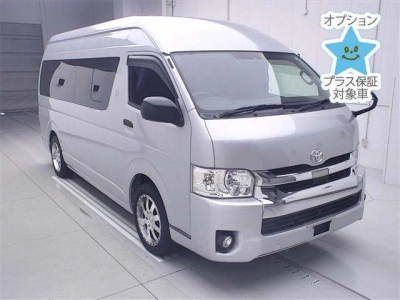 TOYOTA REGIUS ACE
