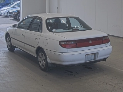 TOYOTA CARINA