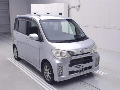 DAIHATSU TANTO EXE