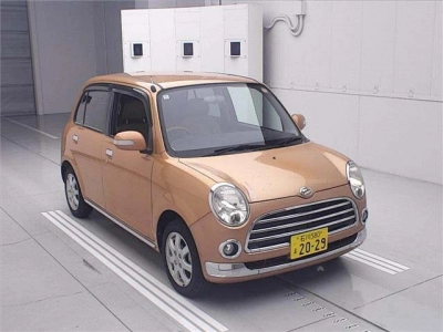 DAIHATSU MIRA GINO