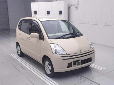 SUZUKI MRWAGON