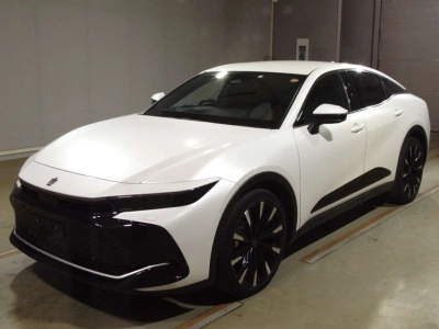 TOYOTA CROWN CROSSOVER