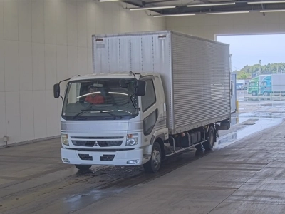 MITSUBISHI FUSO FIGHTER