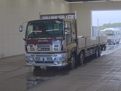 ISUZU GIGA