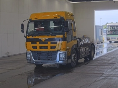 ISUZU GIGA