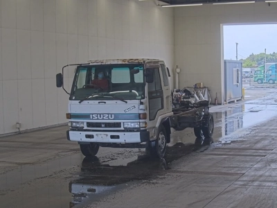 ISUZU FORWARD