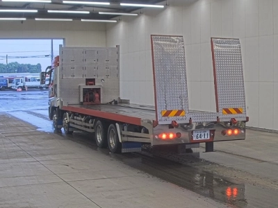 MITSUBISHI FUSO SUPER GREAT