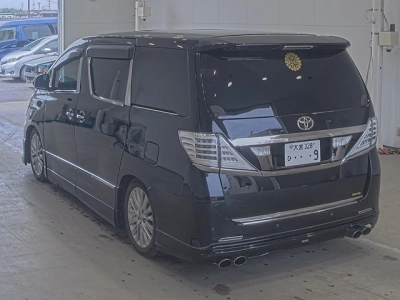 TOYOTA VELLFIRE