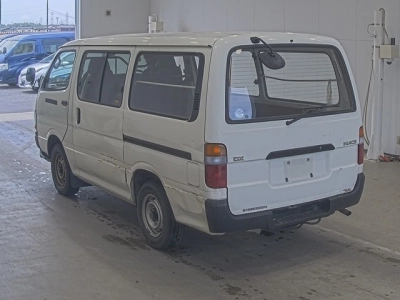 TOYOTA REGIUS VAN