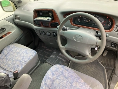 TOYOTA TOWN ACE NOAH