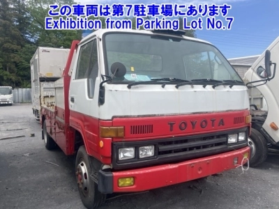 TOYOTA DYNA
