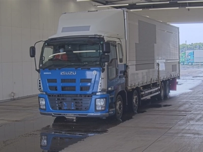 ISUZU GIGA