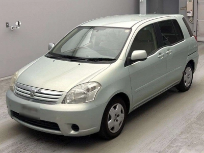 TOYOTA RAUM