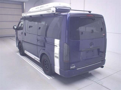 TOYOTA REGIUS ACE