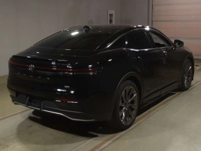 TOYOTA CROWN CROSSOVER