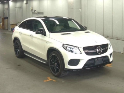 MERCEDES BENZ AMG GLE