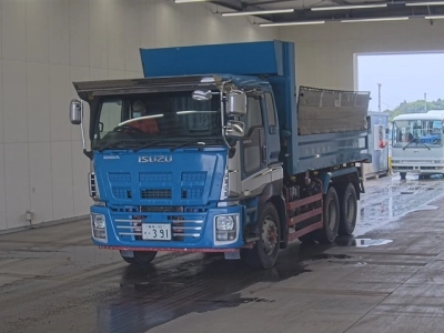 ISUZU GIGA