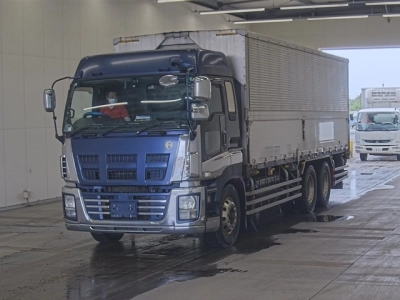 ISUZU GIGA