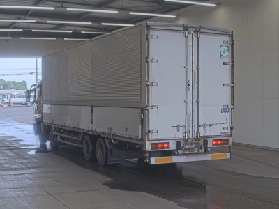 MITSUBISHI FUSO SUPER GREAT