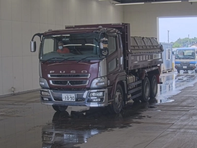 MITSUBISHI FUSO SUPER GREAT