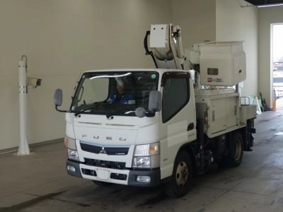 MITSUBISHI CANTER