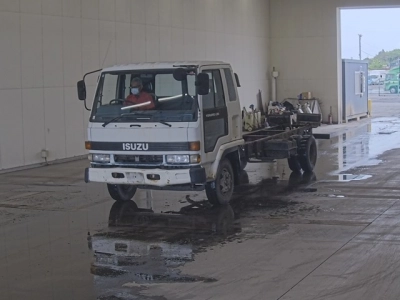 ISUZU FORWARD